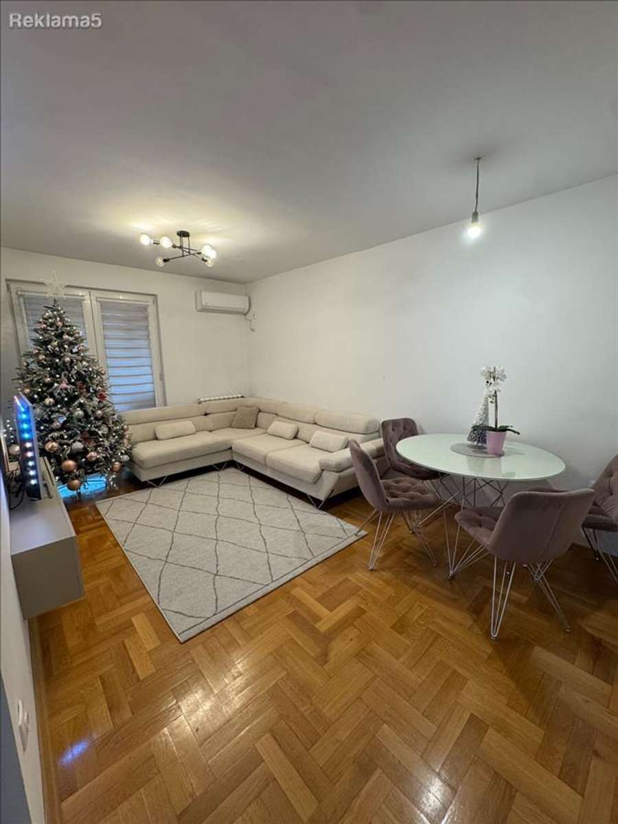 Се продава двособен стан во Аеродром, Тобако - 1