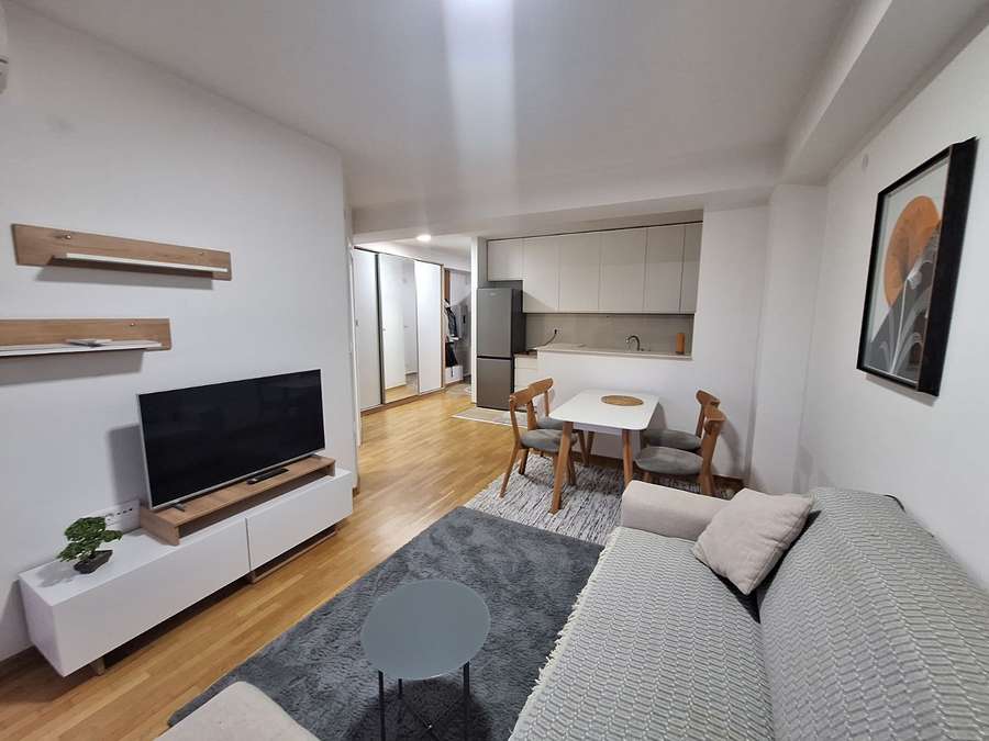 Се изнајмува двособен стан во Карпош 4, Момин Поток - 1