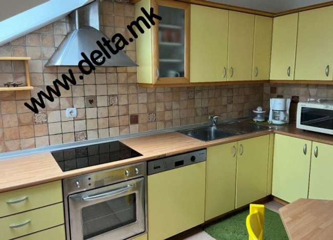 Четворособен стан – кат од куќа во Тафталиџе - slika 2