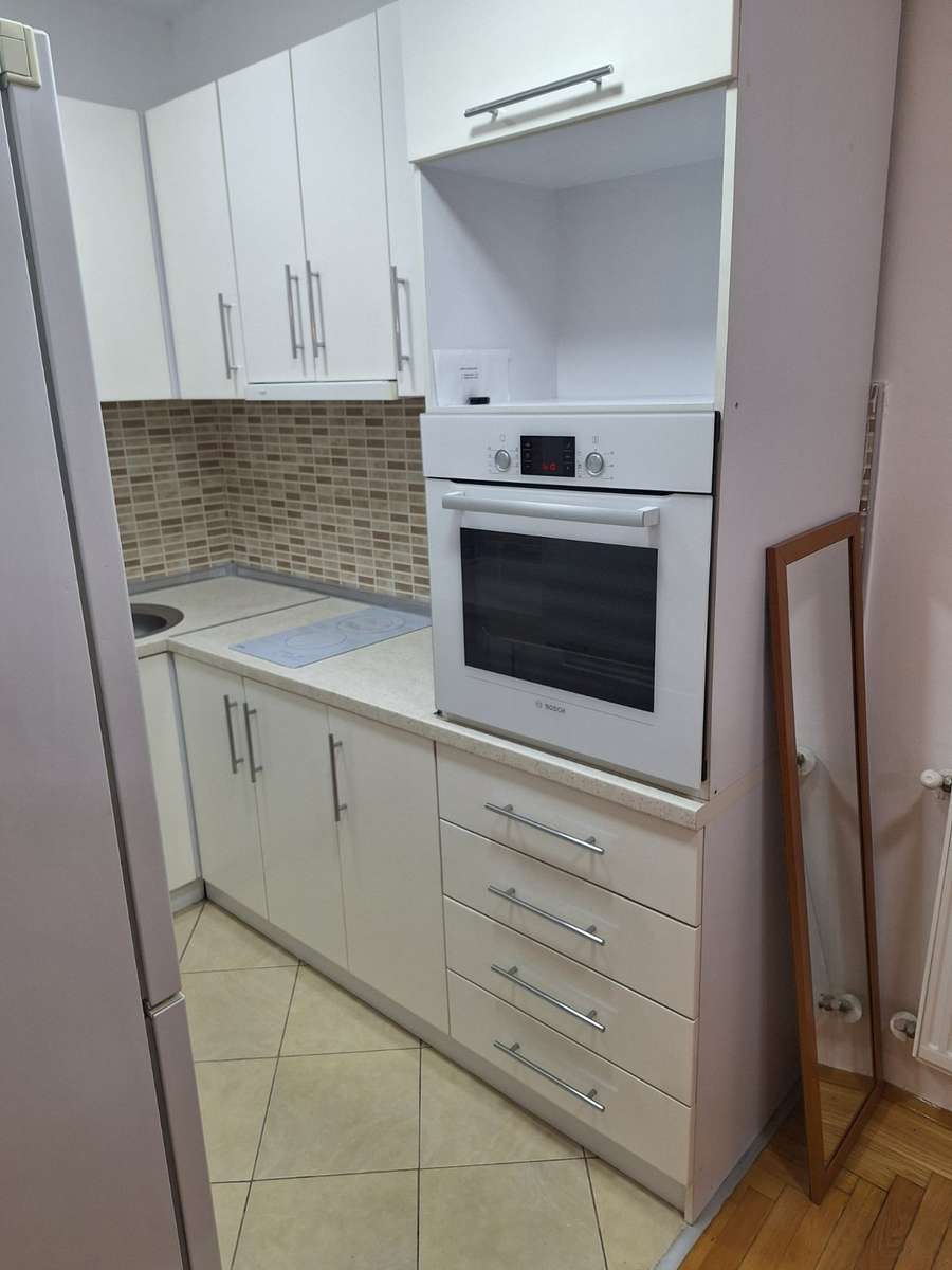 Полунаместен стан во Аеродром, Мичурин - 1