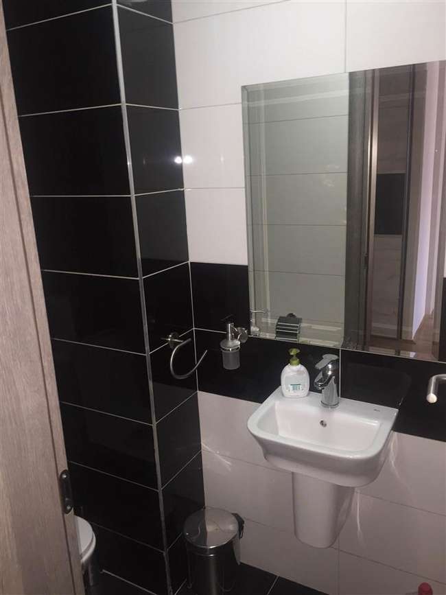 Се изнајмува 3-собен стан во Центар, Дебар Маало - 3