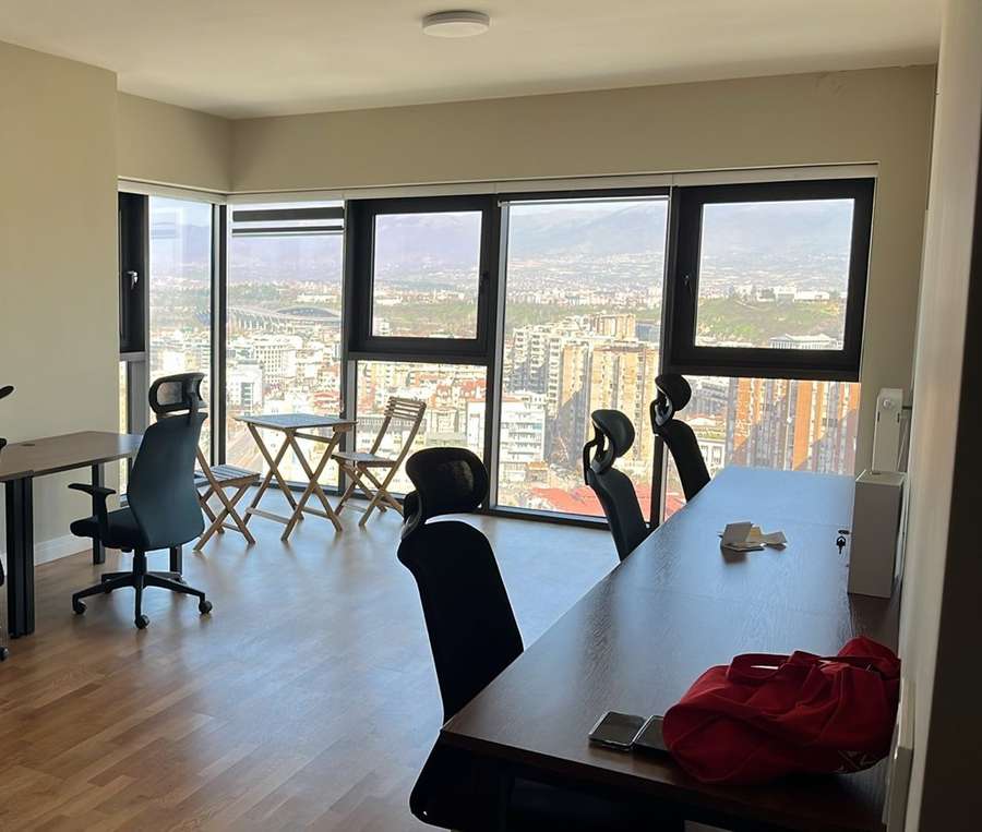 Наместен канцелариски простор во Центар, Diamond - 1