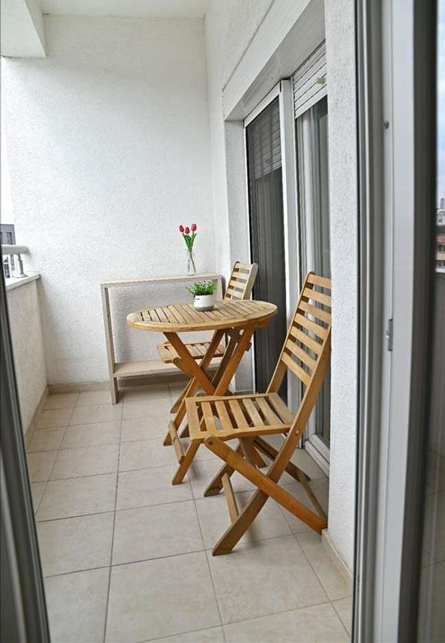 Се изнајмува 2-собен стан во Кисела Вода - slika 2