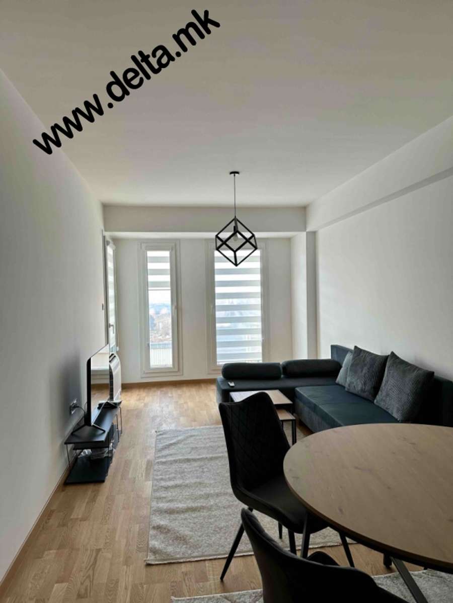 Нов, невселуван трособен стан во Аеродром - 1