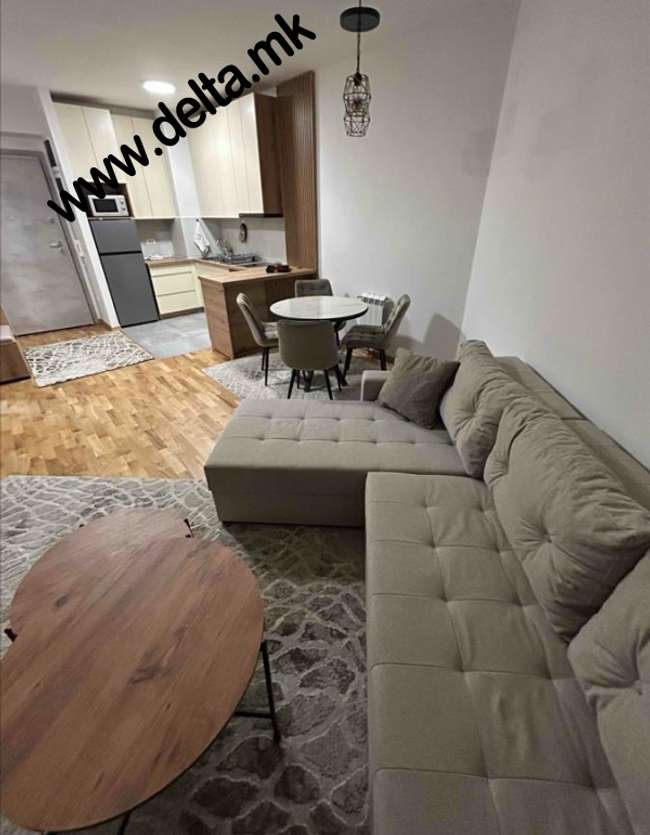 Нов, невселуван двособен стан во Центар - slika 2