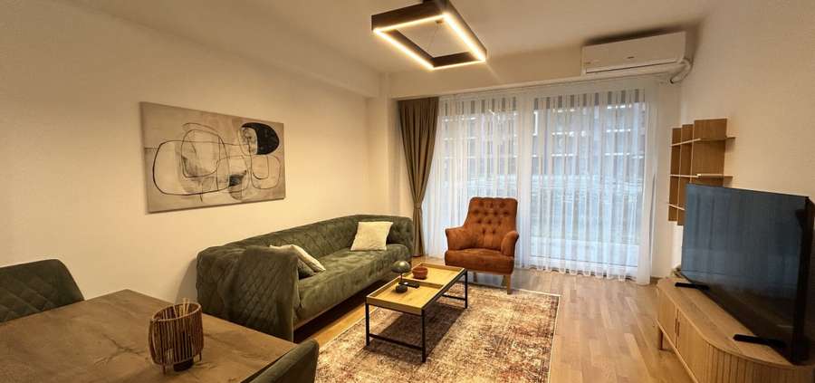 Се продава простран наместен стан во East Gate Living - 1