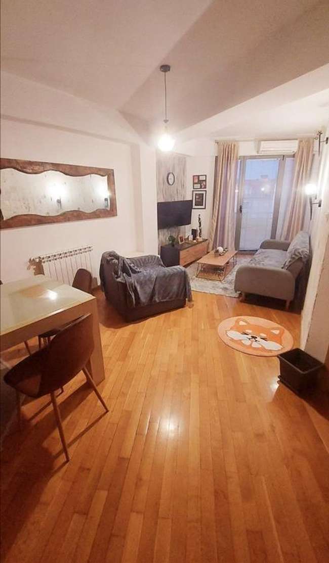 Наместен двособен стан во Дебар Маало - slika 2