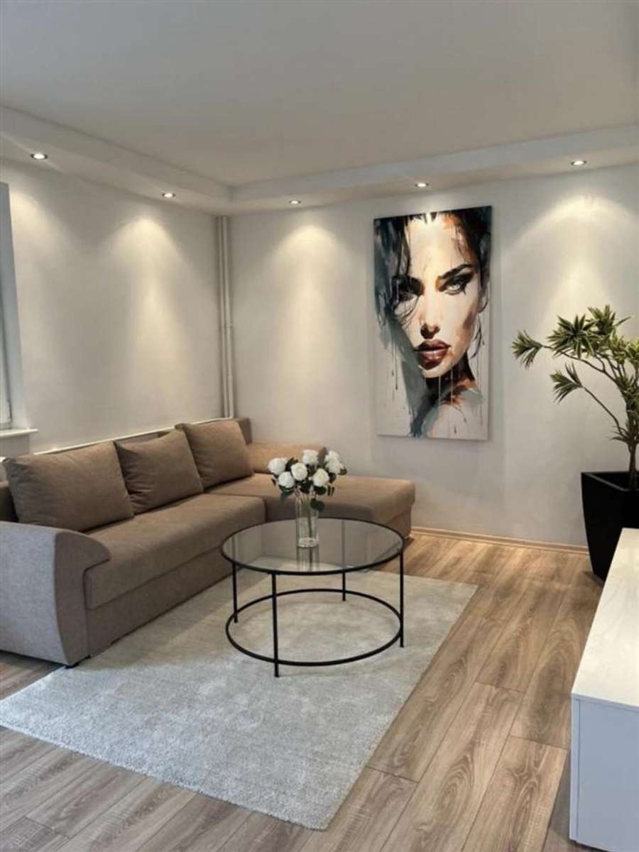 Двособен стан во строг Центар - 1