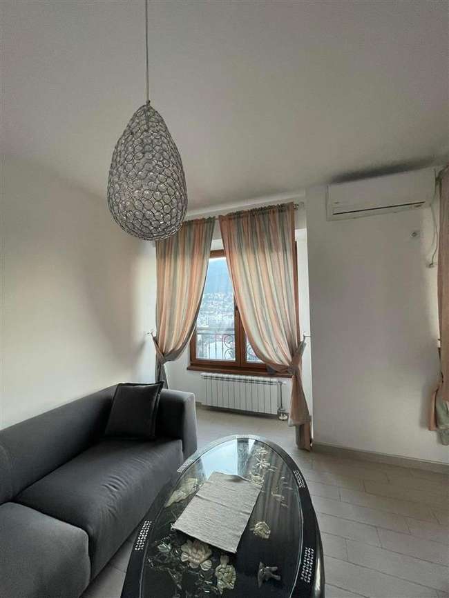 Наместен двособен стан во Flatiron на Рампа - slika 2