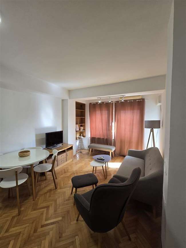 Се продава двособен стан во Аеродром, кај Поликлиника - slika 2