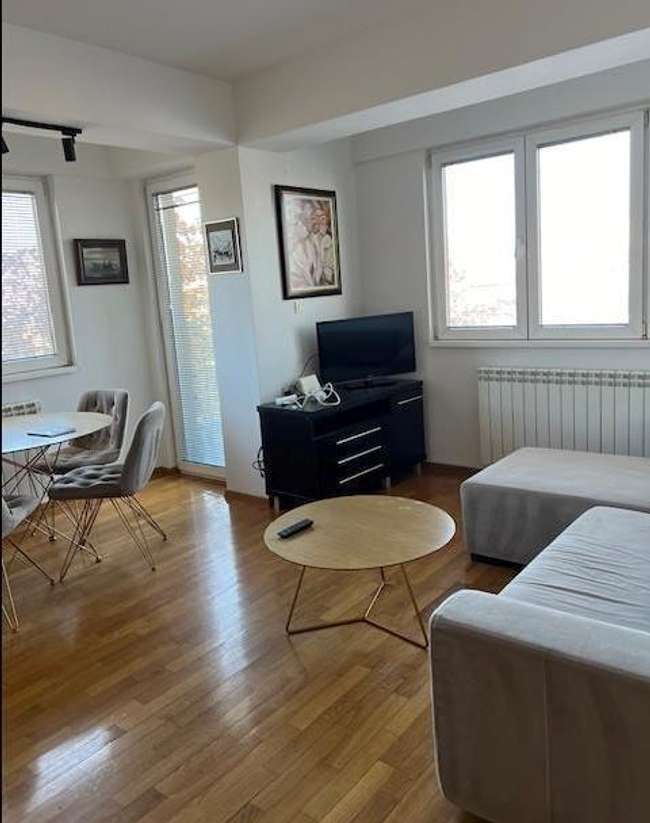 Наместен двособен стан во Дебар Маало - 3