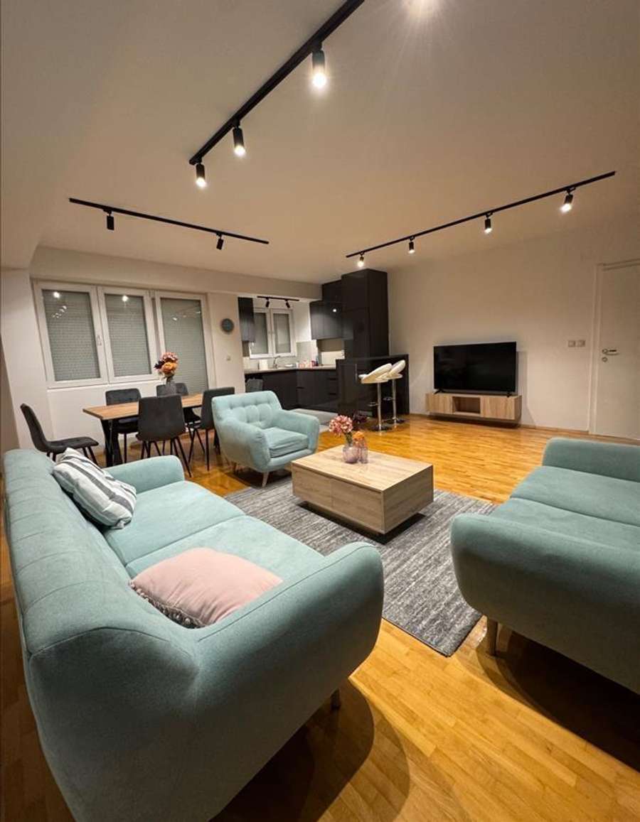 Нов трособен стан во Центар, Дебар Маало - 1