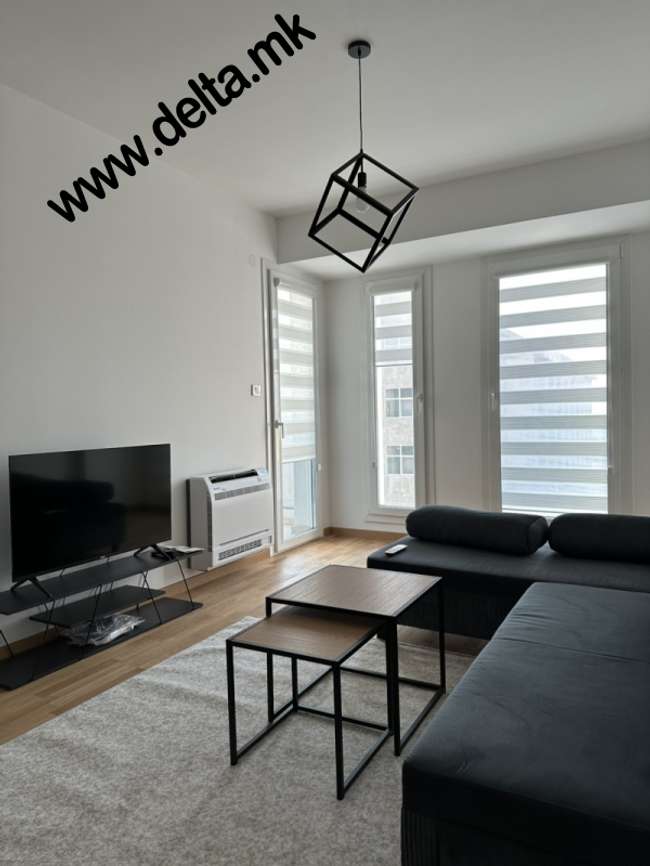 Нов, невселуван трособен стан во Аеродром - slika 2