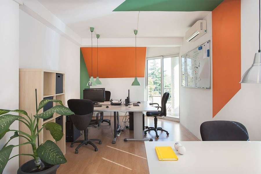 Куќа за деловна намена во Тафталиџе - 1