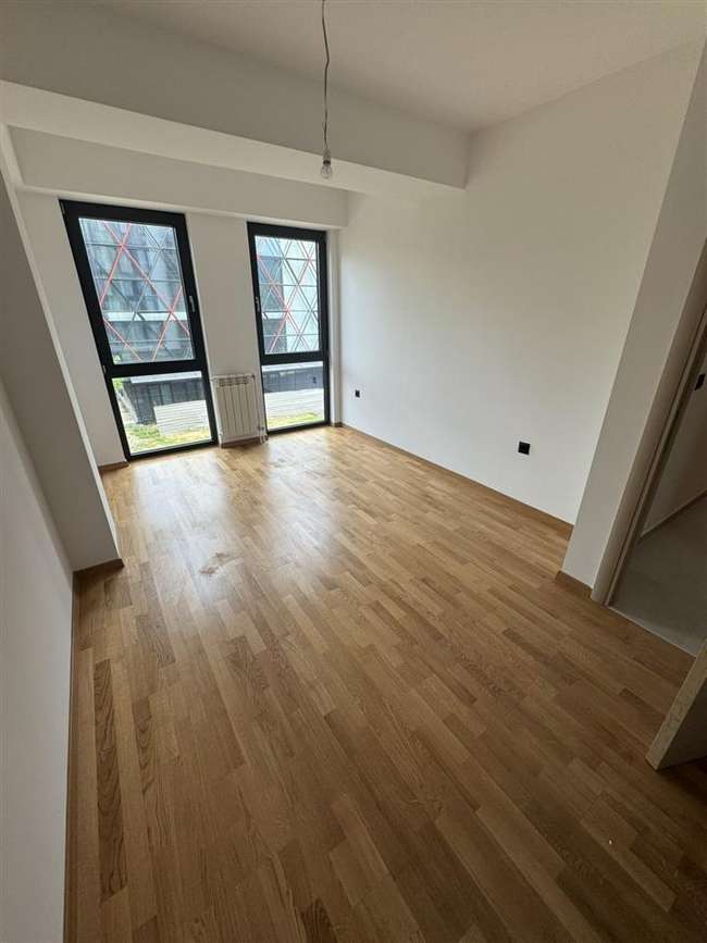 Празен стан во Центар - slika 2