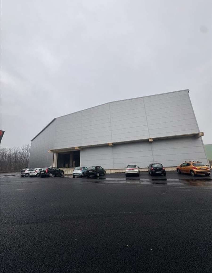 Се издава хала во Автокоманда, Фершпед - 1