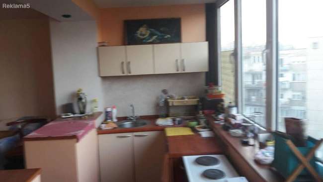 Се продава двособен стан во строг Центар, Рекорд - 3