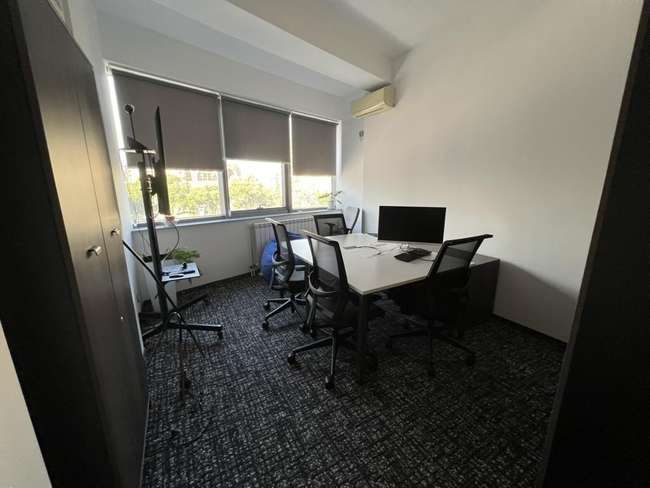 Опремент канцелариски простор во Центар, Соборна - 3