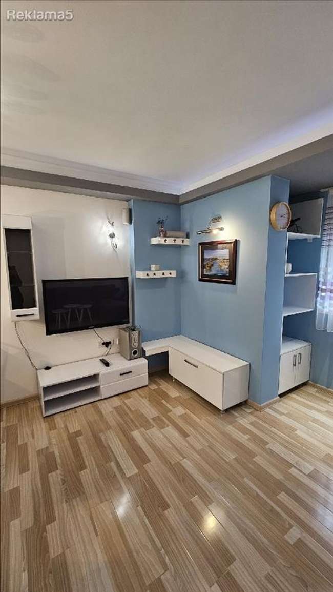 Се издава наместен 2-собен стан во Дебар Маало, Силбо - 3