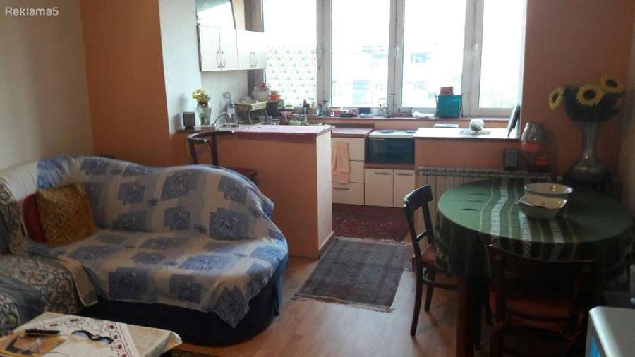 Се продава двособен стан во строг Центар, Рекорд - 1