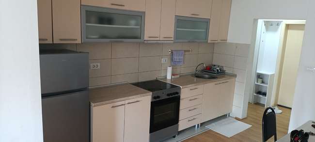 Се продава 2-собен стан во Кисела Вода, позади Општината - 3