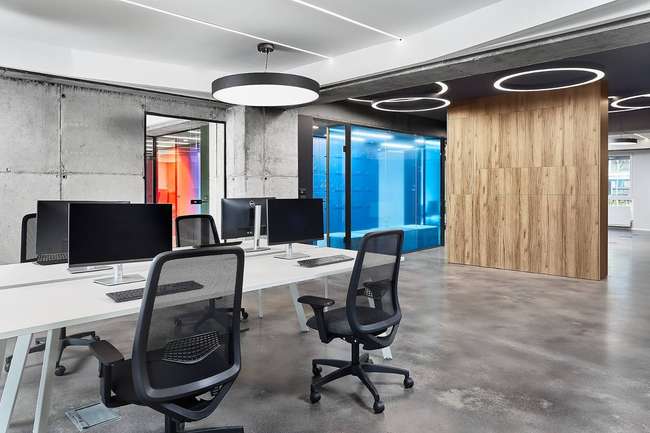 Наместен канцелариски простор во East Gate Living - 3