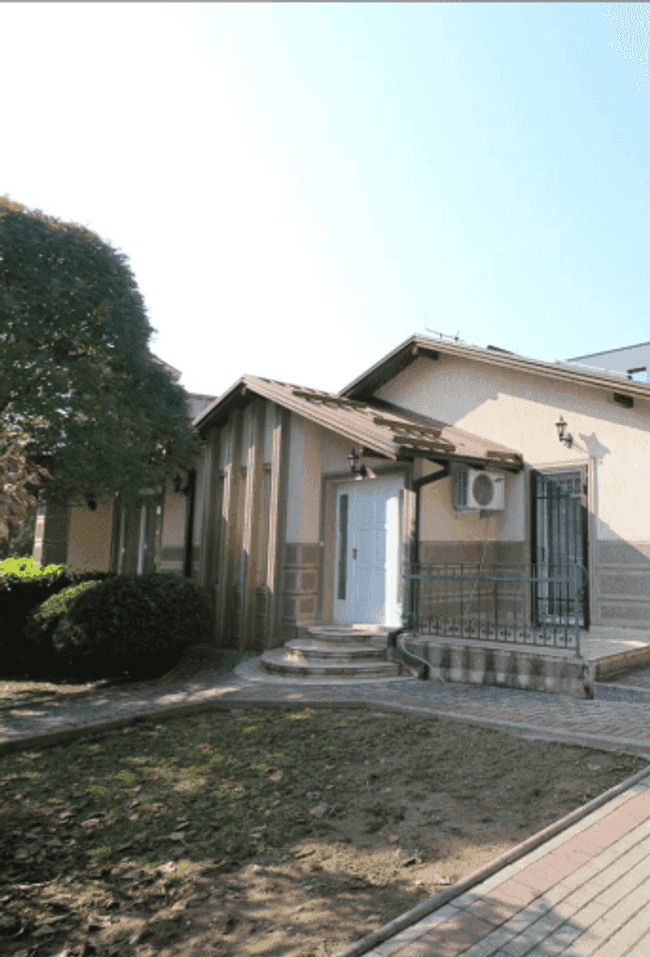 SE IZNAJMUVA KUKJA VO BARDOVCI - 3