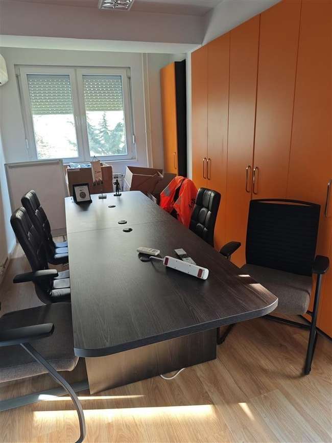 Се издава празен стан за канцеларија во Тафталиџе 1, Веро - slika 2