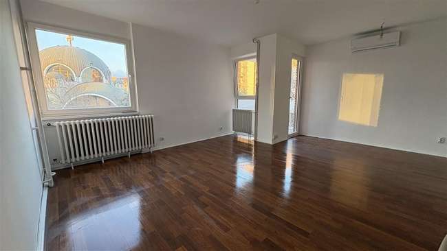 Се издава празен стан за канцеларија во Центар, Соборна - slika 2