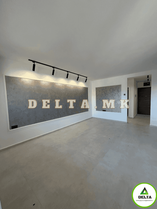 Се продава реновиран трособен стан во Центар, Градски ѕид - slika 2