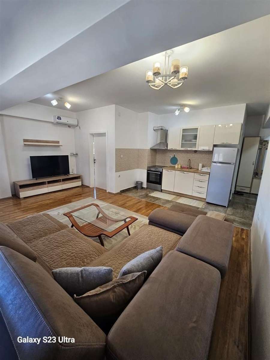 Се издава нов наместен 2-собен стан во Тафталиџе 1, Прашка - 1