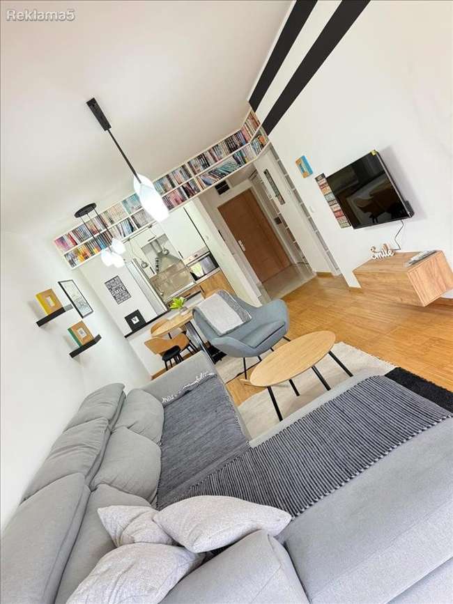 Се издава убаво наместен 2-собен стан во Ново Лисиче, со двор - 3