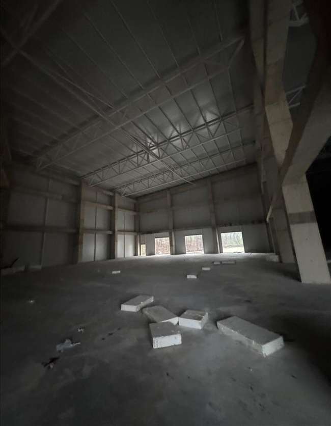 Се издава хала во Автокоманда, Фершпед - 3