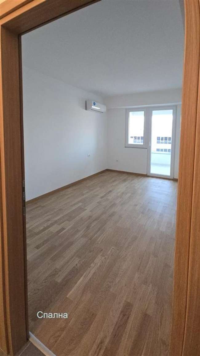 Се издава 2-собен стан во Аеродром, Мерцедес - 3