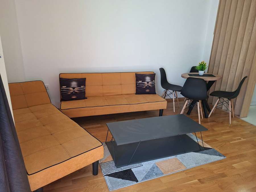 Се изнајмува 2-собен стан во Аеродром, Тобако 2 - 1