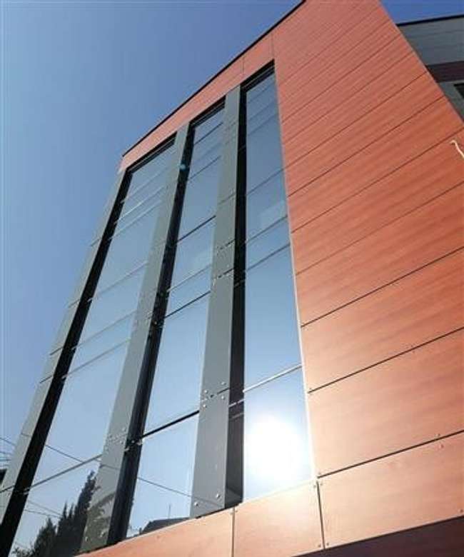 Се издава наместена модерна куќа со базен на Водно - 3