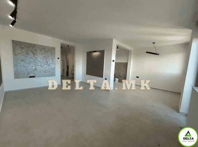 Се продава реновиран трособен стан во Центар, Градски ѕид - 3