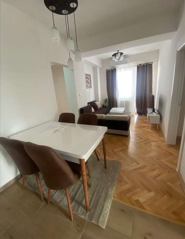 Се издава убаво наместен 3-собен стан во Н.Лисиче, до Лазо Ангеловски - 3