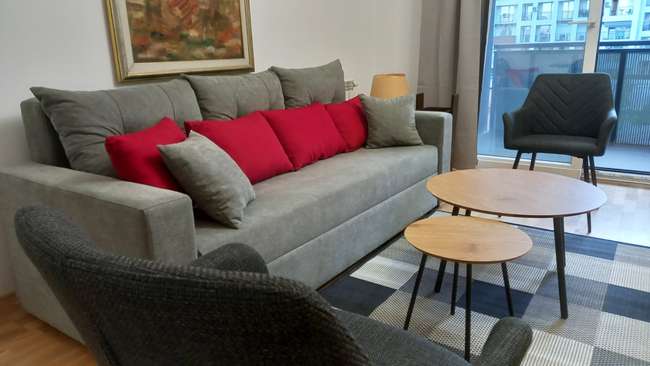 Се изнајмува 2-собен стан во Тафталиџе 1 - 3