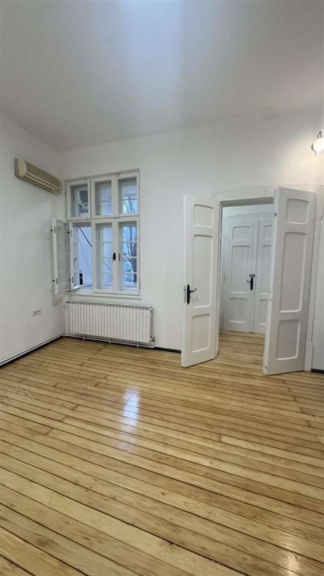 SE IZDAVA PRAZEN KANCELARISKI PROSTOR VO DEBAR MAALO-HEMPRO - 3