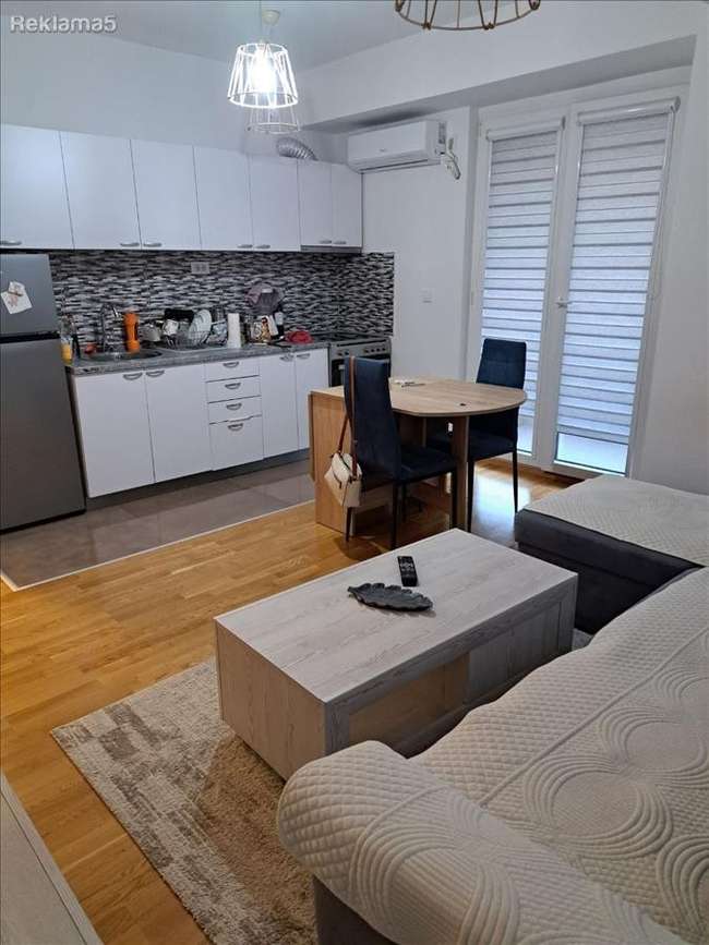 Се издава наместен 2-собен стан во Аеродром, Ново Лисиче - 3